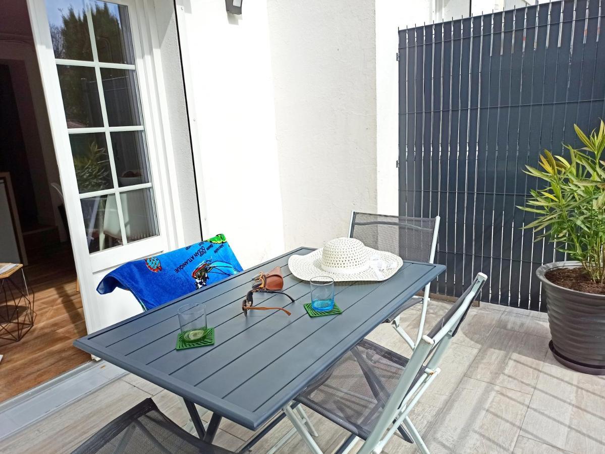 Charmant T2 Proche Plage Avec Terrasse Privative Royan Exterior photo